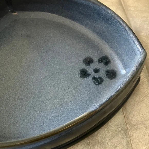 Handcrafted Blue Rounded Triangular Stoneware Bowl - Picture 15 of 17